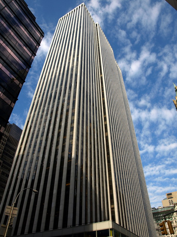 SOHO张欣家族买纽约地标通用大厦