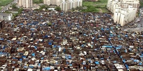 印度贫民窟_印度贫民窟人口逼近