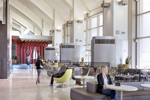 汤姆·布兰得利国际航厦