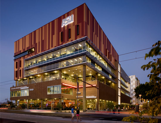 亚利桑那州立大学沃尔特·克朗凯特新闻与大众