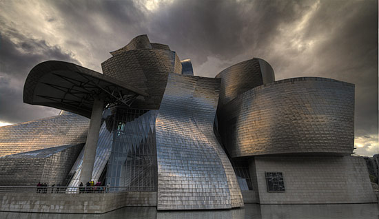 西班牙毕尔巴鄂古根海姆美术馆