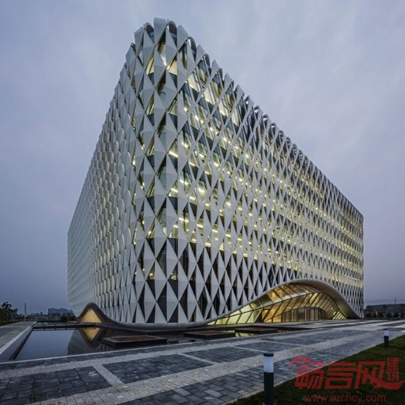 北京建筑大学新校区图书馆