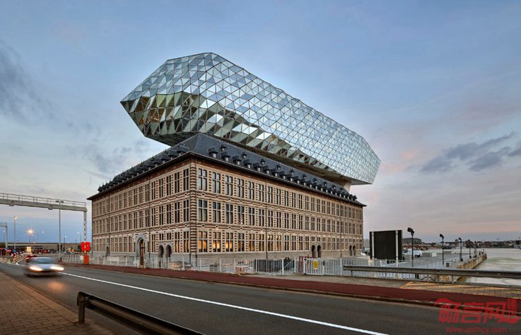比利时:安特卫普港口大楼