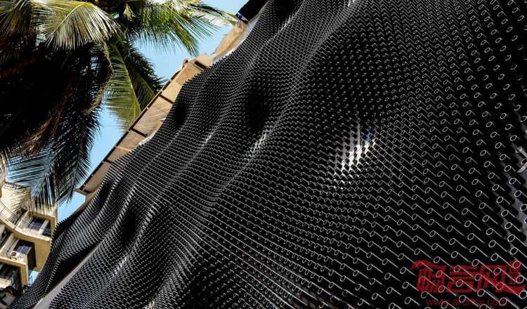 印度:The Bad瑜伽馆