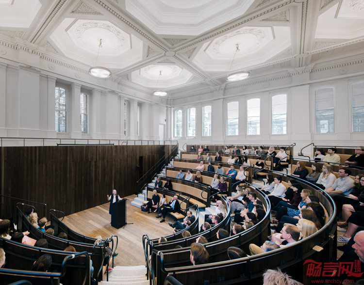 英国:伦敦皇家艺术学院翻新