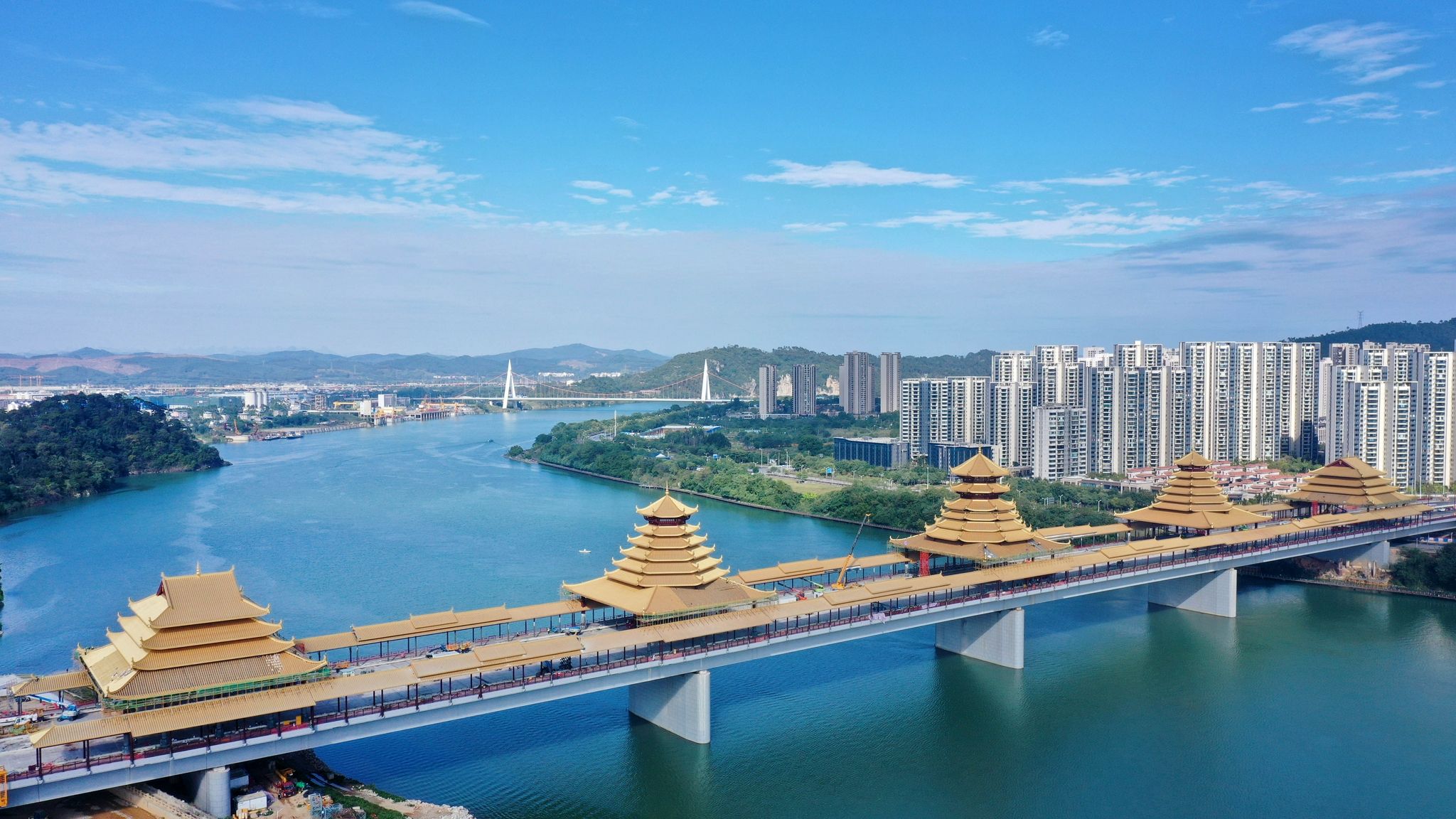 柳州凤凰岭大桥(广西)